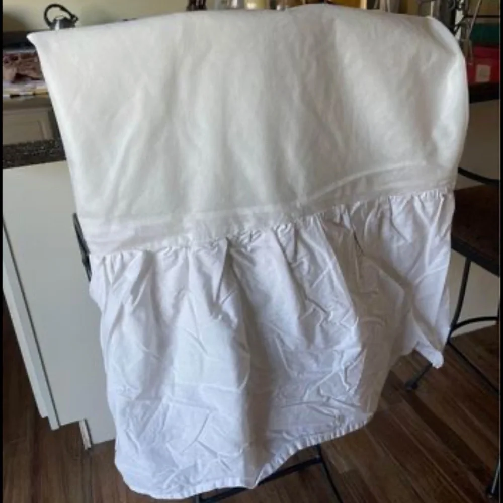 Queen Bed ruffle - one Piece